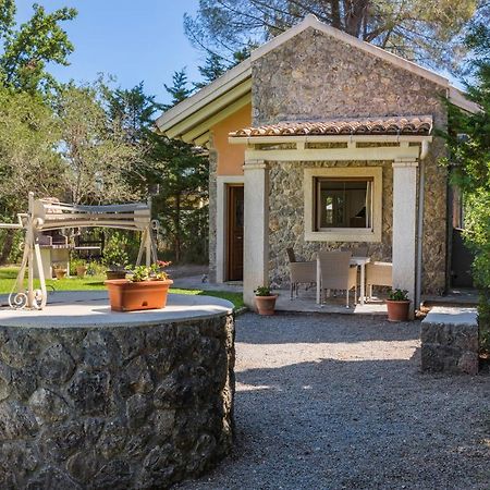 Petrinos Cottage Dafnila المظهر الخارجي الصورة